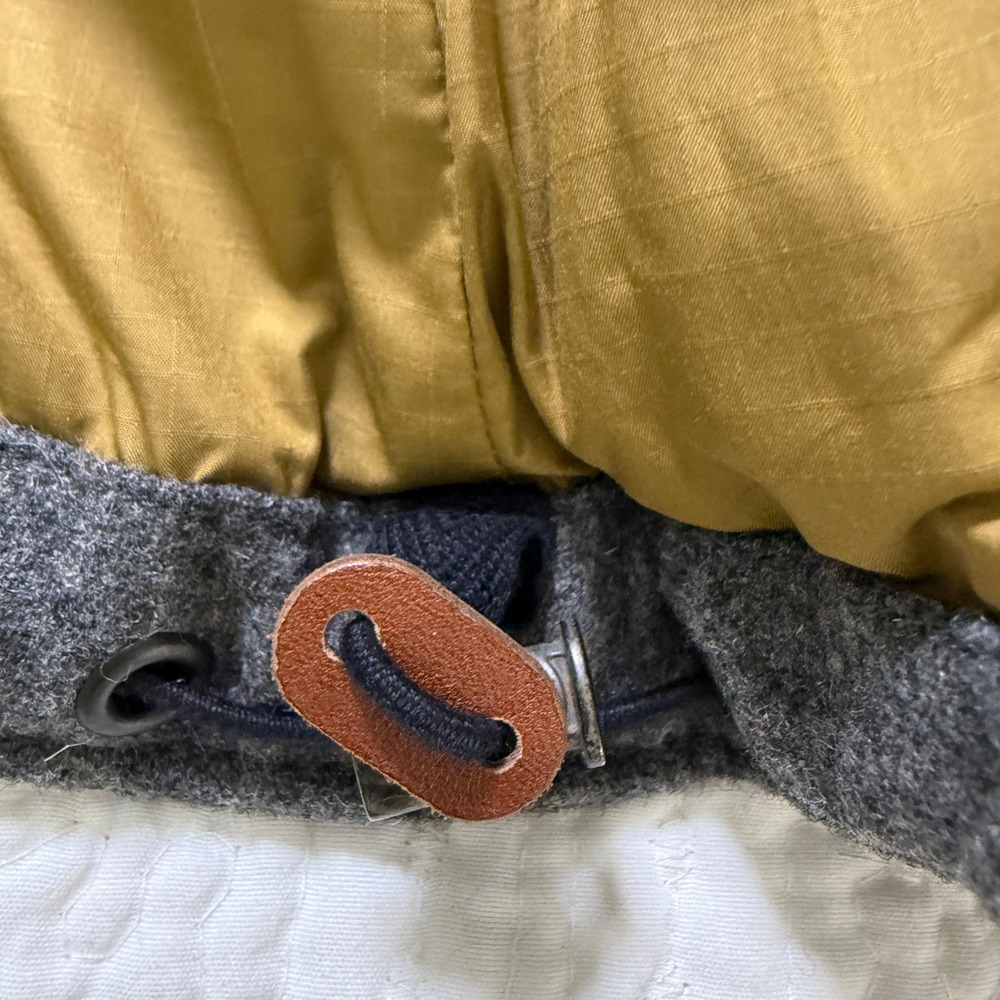 Eddie Bauer Yukon 1942 Reissue Gray Goose Down Vest Wms Medium Wool Blend EB550 - Picture 11 of 11